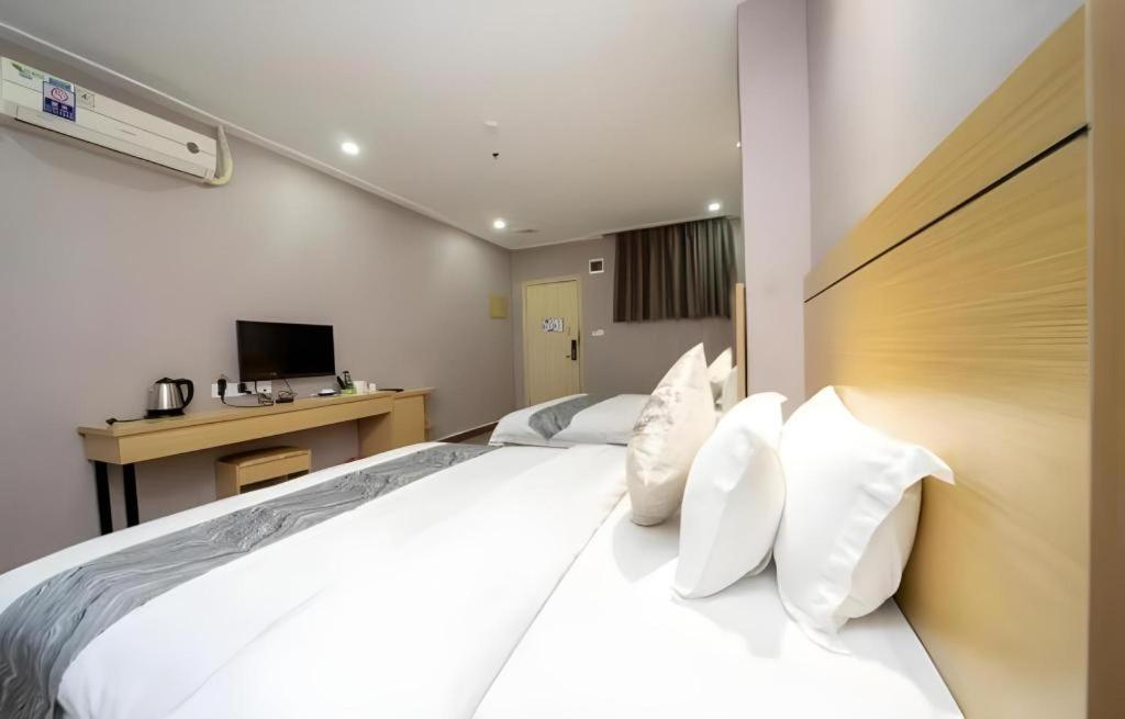 Ying Feng Yuan Hotel Guangzhou Exterior photo