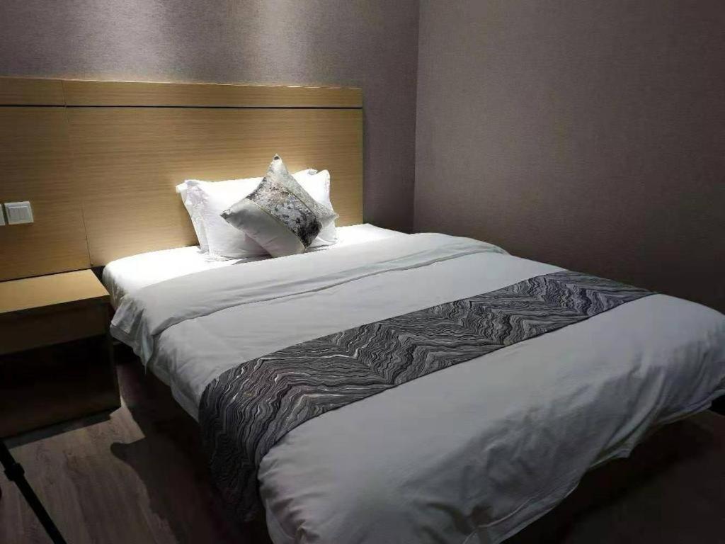 Ying Feng Yuan Hotel Guangzhou Exterior photo