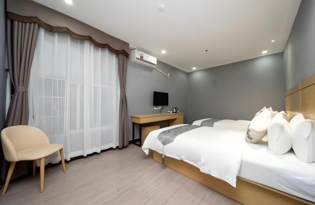 Ying Feng Yuan Hotel Guangzhou Exterior photo