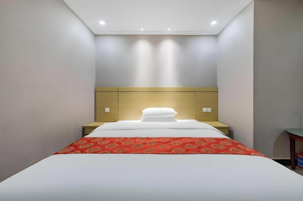 Ying Feng Yuan Hotel Guangzhou Exterior photo